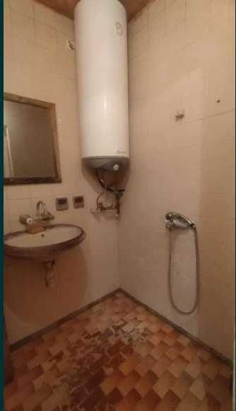 Тристаен среден източен апартамент в квартал Младост 1-Касабова