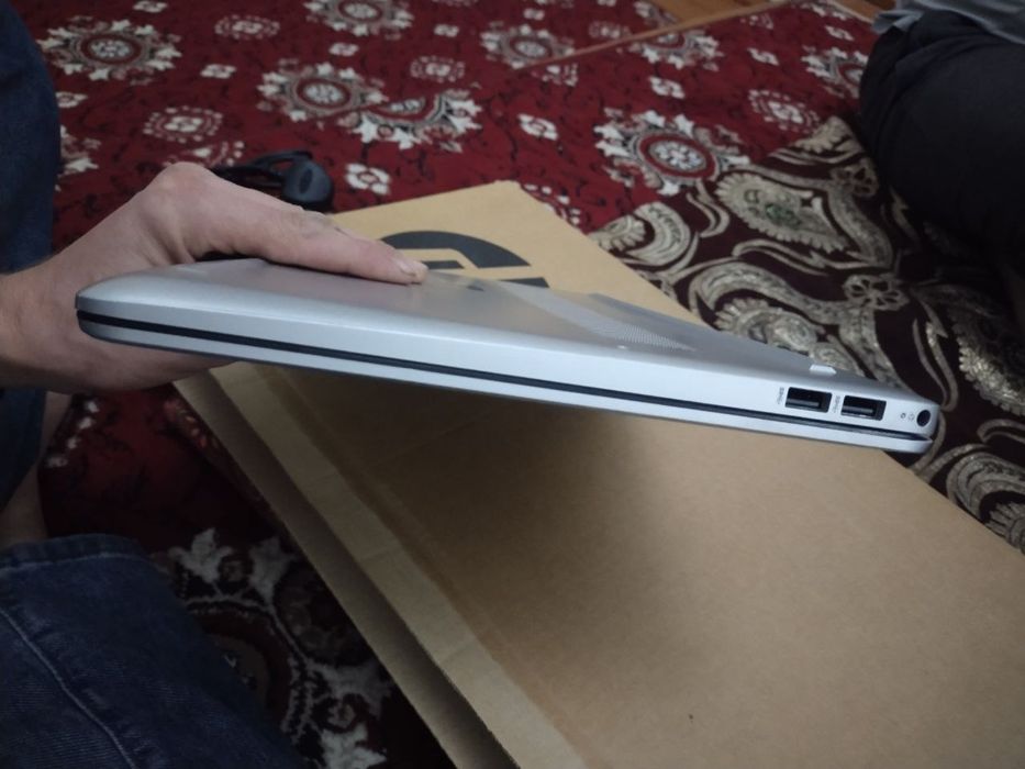 Hp laptop 8/512 GB