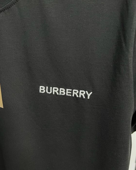 Tricou BURBERRY  super calitate