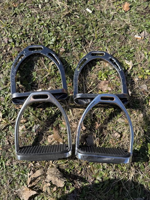 De vanzare șei,valtrape,cravase,paturi ponei etc.