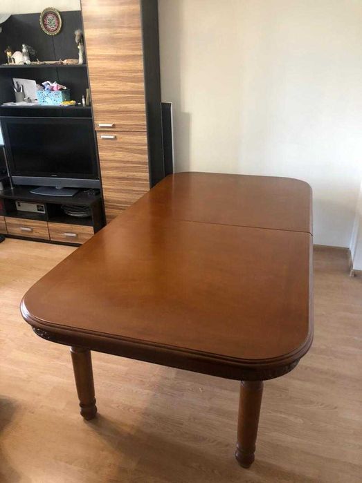 Стол гостиный на 16 персон