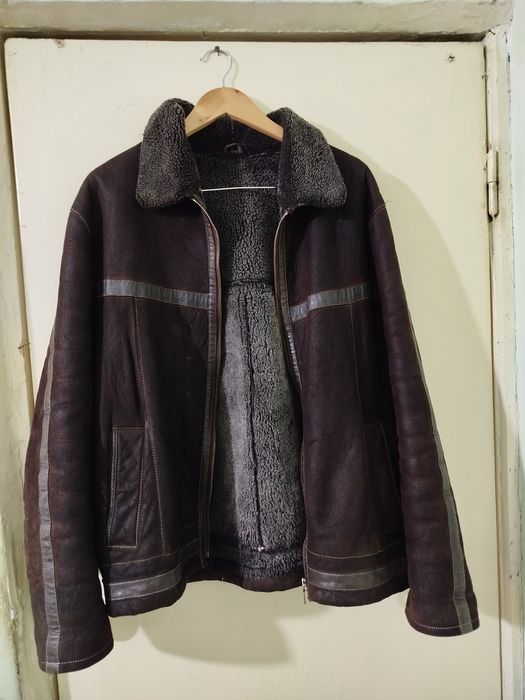 Продам кожаную куртку.