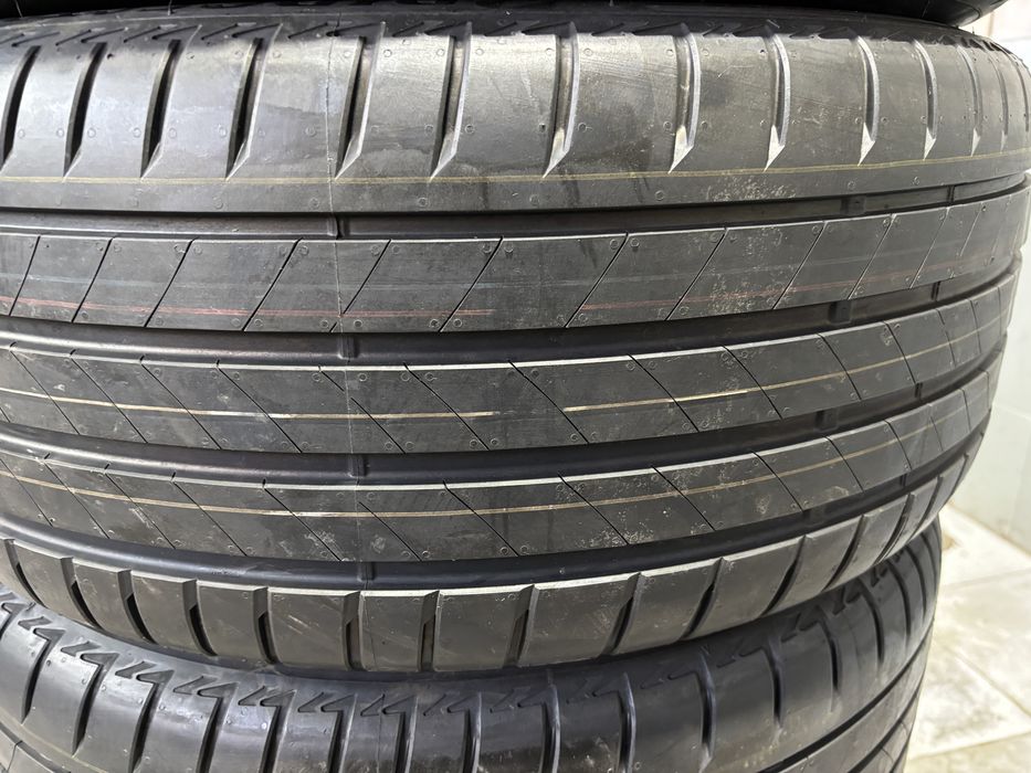 Anvelope NOI de vara Bridgestone 255 45 R19
