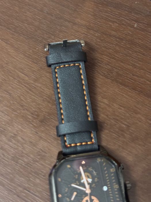 Продаю мужские кварцевые часы