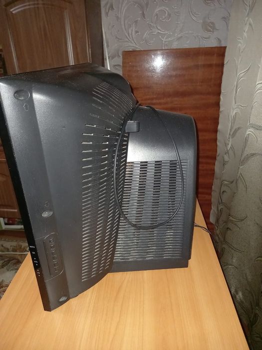 Телевизор цветной