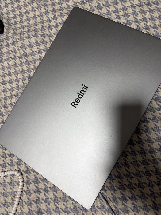 Продам redmi book 16 (2024)