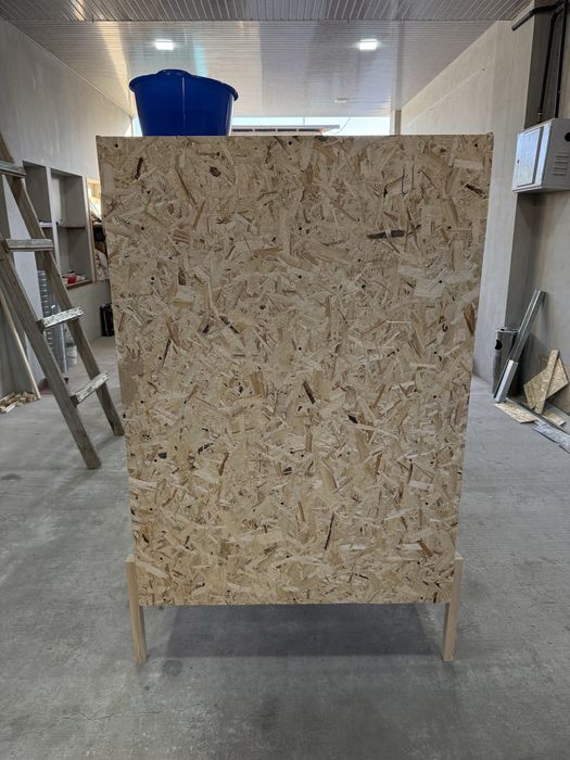 Bedana qafas hamda buruderlar bor