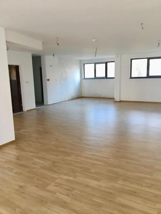 Дава се под наем Офис в Пловдив, Кършияка - 130 кв.м за 765 € - Снимка #3