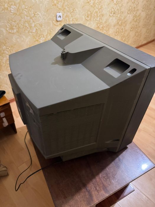 Продам телевизор недорого