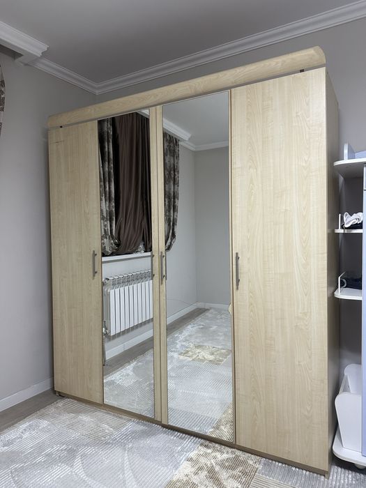 Шкаф! Продам распашной шкаф