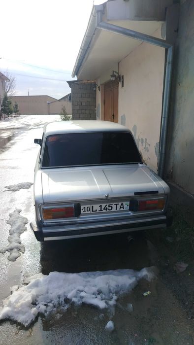 Jiguli 2103 sotiladi