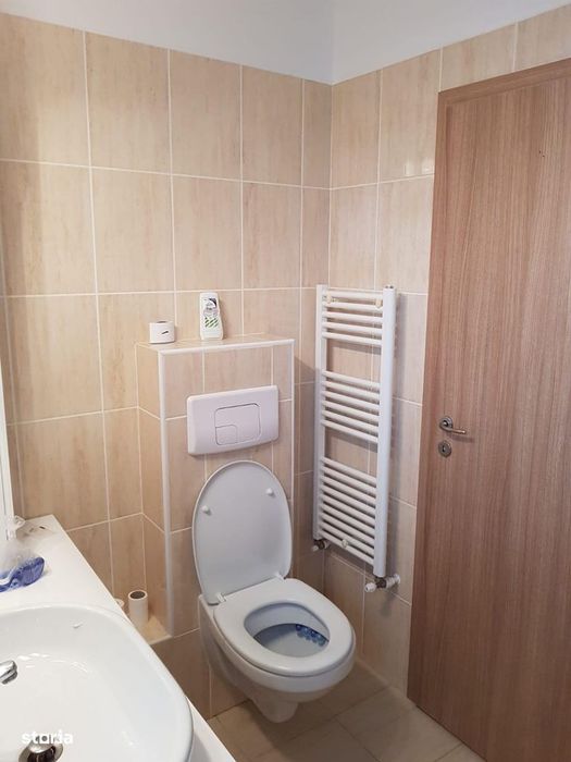 Apartament 2 camere, balcon și lift în Cetate