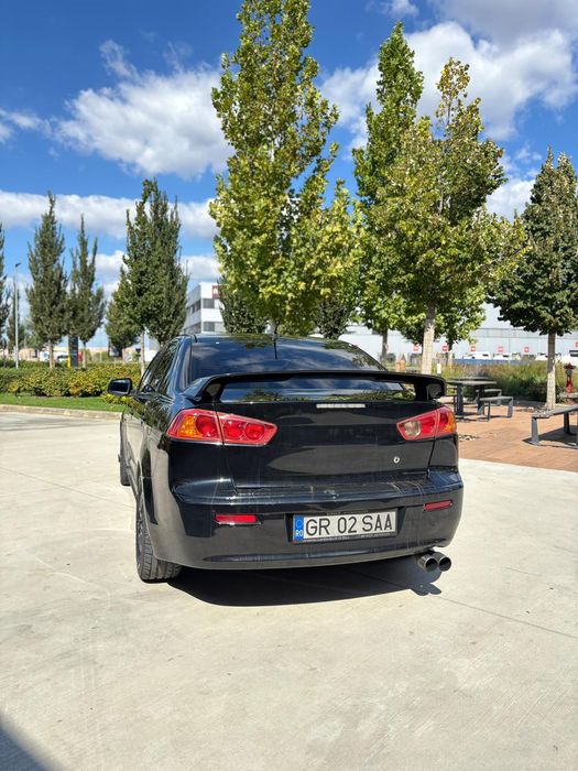 Vând Mitsubishi lancer 2.0 DID
