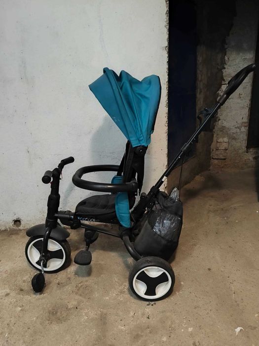 Scaun auto cu sistem isofix , rotativ si pozitie de somn plus trotineta coccole