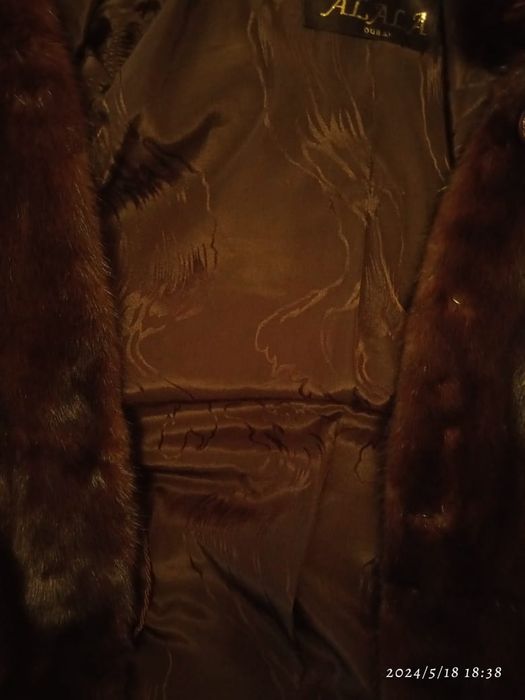 Продам норковую шубу