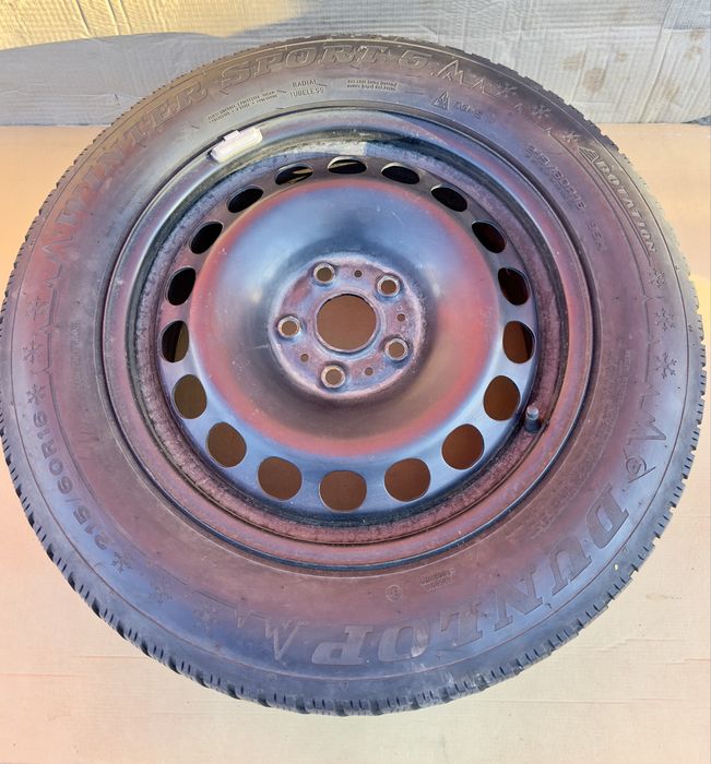 Dunlop 215/60/R16 M+S Volkswagen–Audi–Seat–Škoda