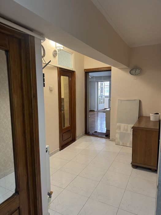 Inchiriez Garsoniera 47 mp