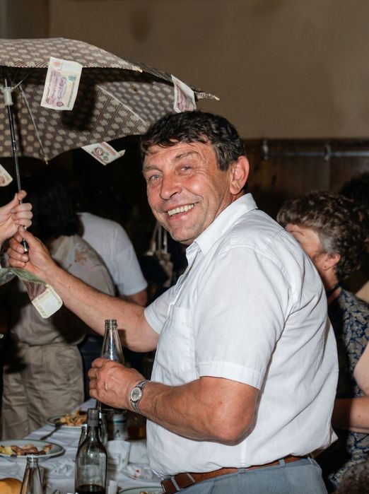 Реставрация и възстановяване на стари снимки