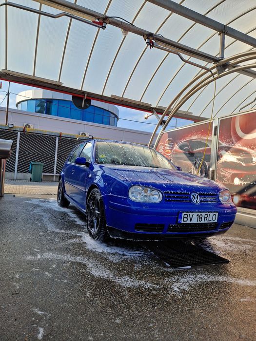 Vand golf 4 1.4 16v benzina