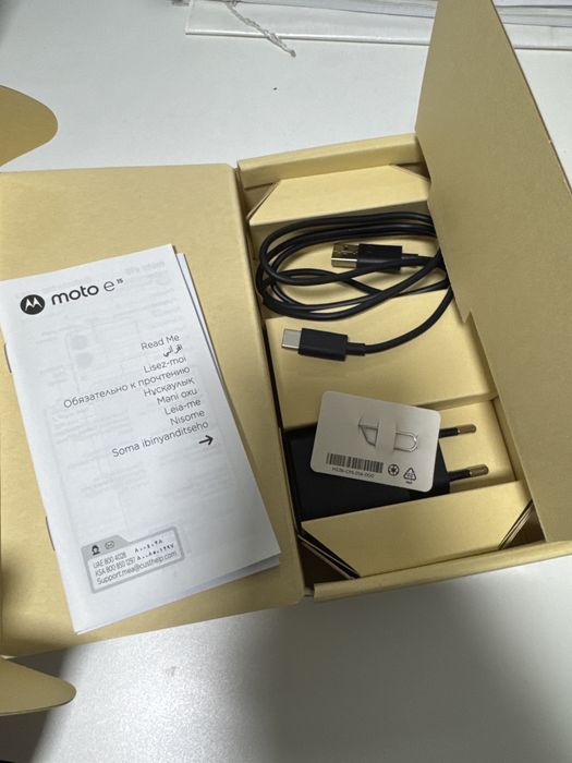 Срочно продается Motorola e15