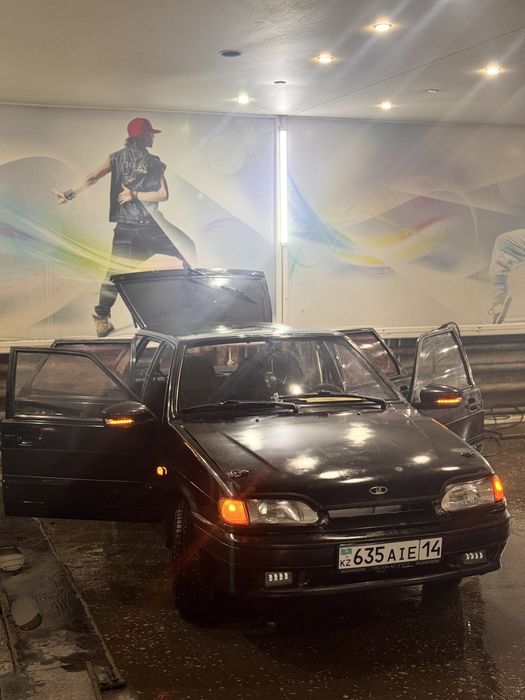 машина хароше 2114