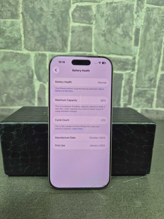 Apple iPhone 16 Pro