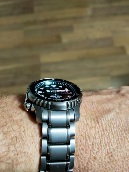 Ceas Citizen Promaster Diver’s Automatic 200m Titan, Model NY0100-20XE