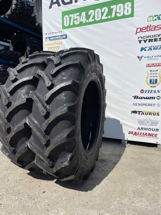 Cauciucuri noi 14.9-28 pentru tractor spate marca CEAT