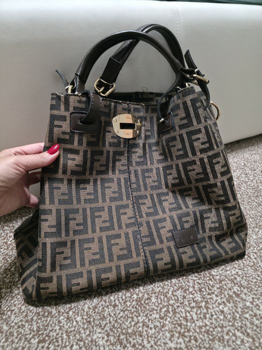 Дамски чанти, като нови