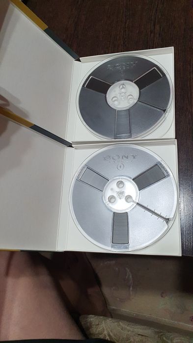 Катушки SONY R-7A