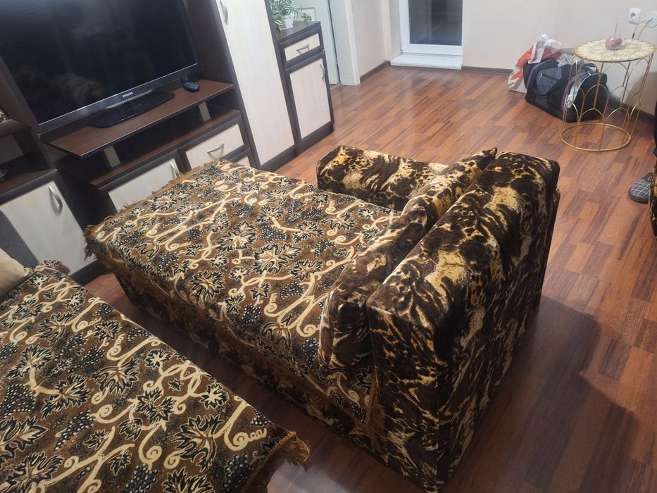 Дивани в продажба