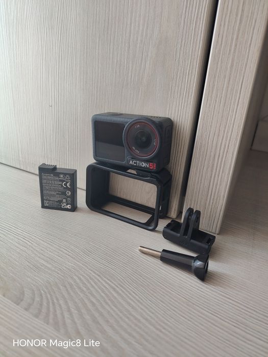 VÂND cameră DJI Osmo Action 5 pro + 2 ani garanție
