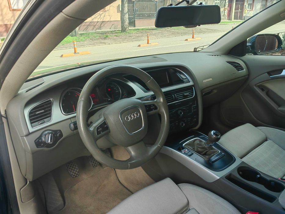 Audi A5 2.0tdi Quattro Manual 6 Viteze
