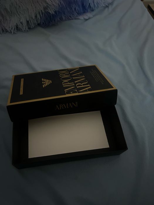 Vand cutie EmporioArmani noua