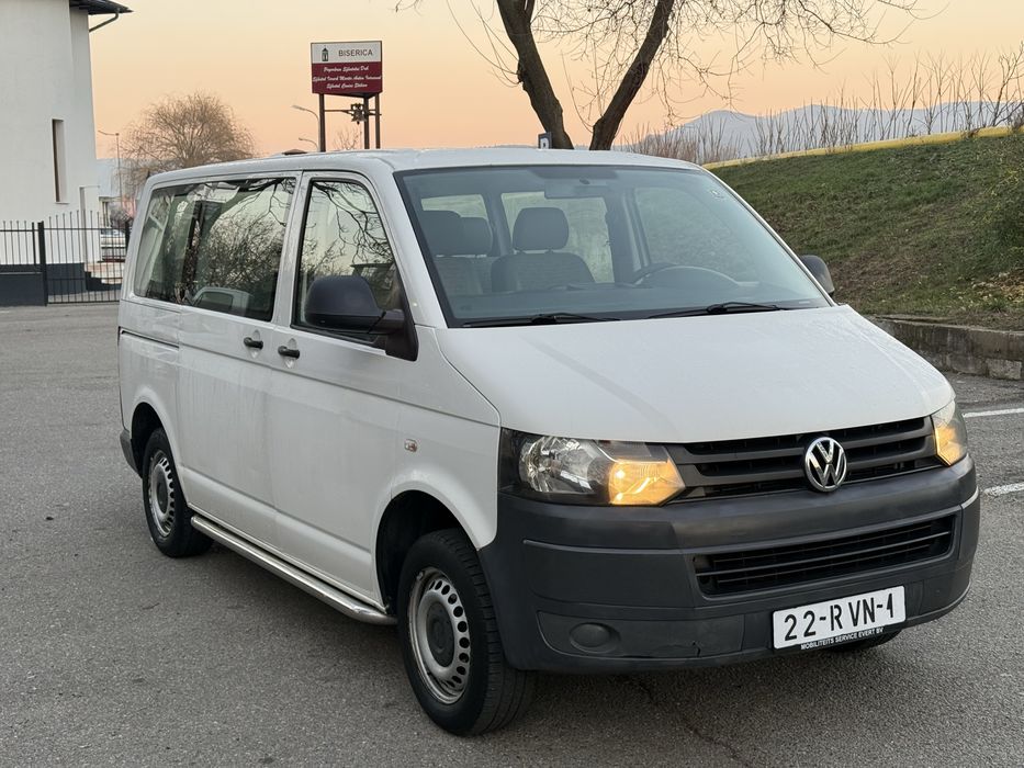 VOLKSWAGEN Transporter 2012 — imagine 3