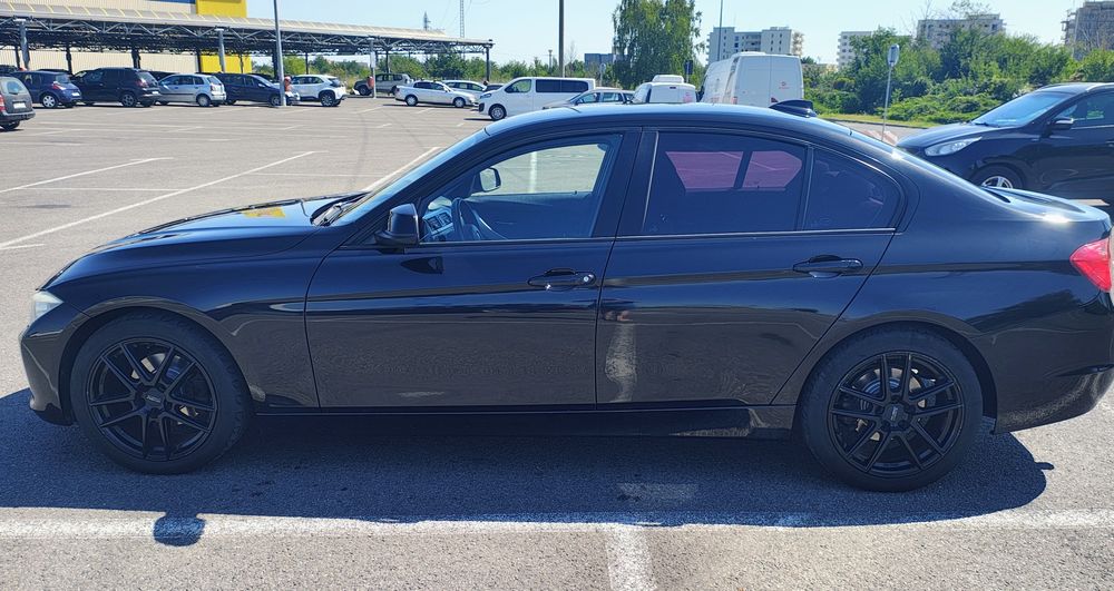 BMW 320i, 184cp, 2012 automat