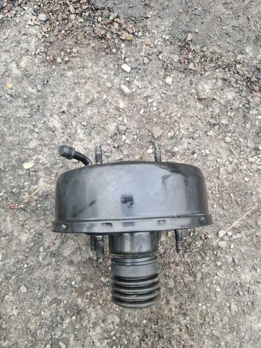 Тормозной вакум на Дамас