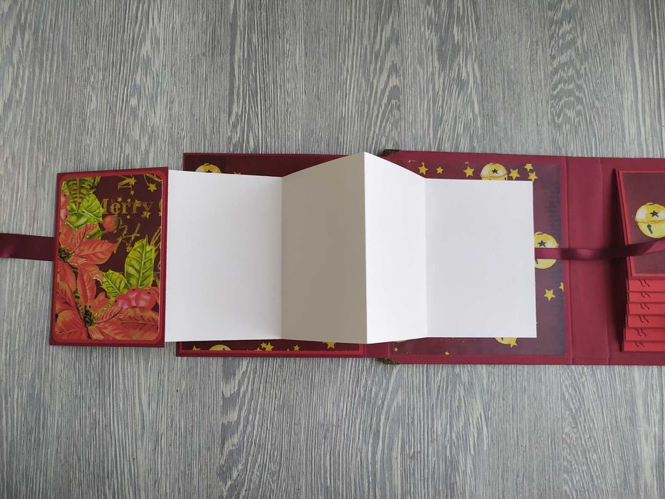 Скрапбук албум в бордо, с коледни елементи, ръчна изработка /53.6