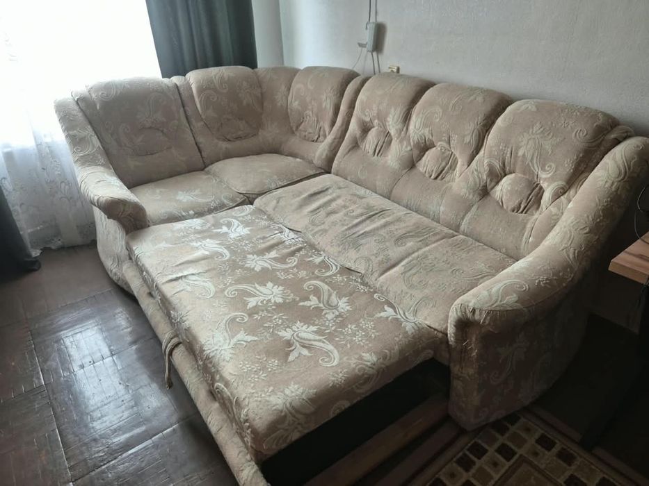 Угловой диван с креслом