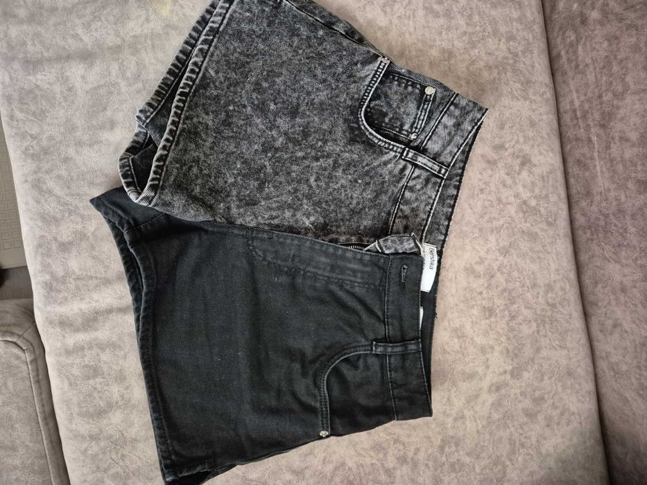 Дамски къси гащи