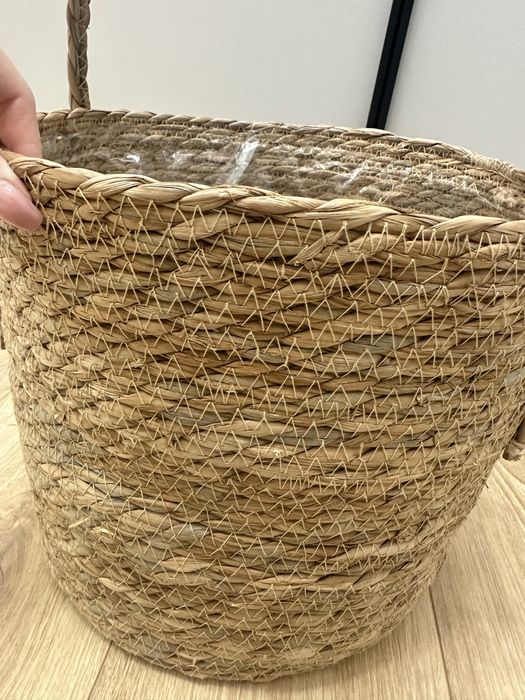 Корзина плетенная