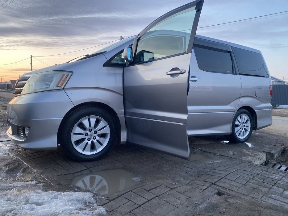 Продается тайота Альфард