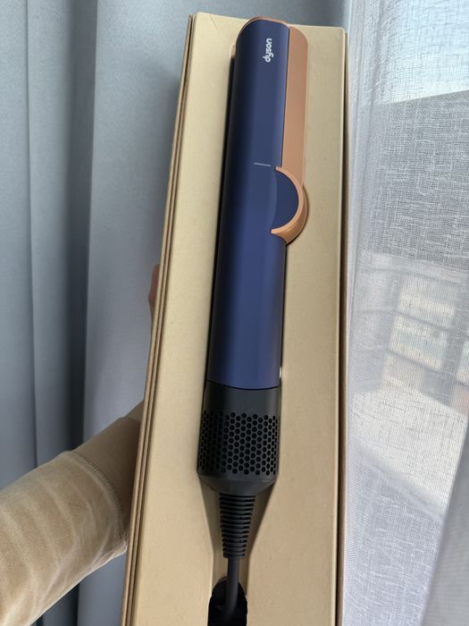 Dyson Airstrait HT01 Преса