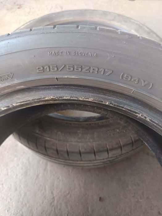 215/55/17 2броя Dunlop SportMaxx.Гумите са в много добро състояние