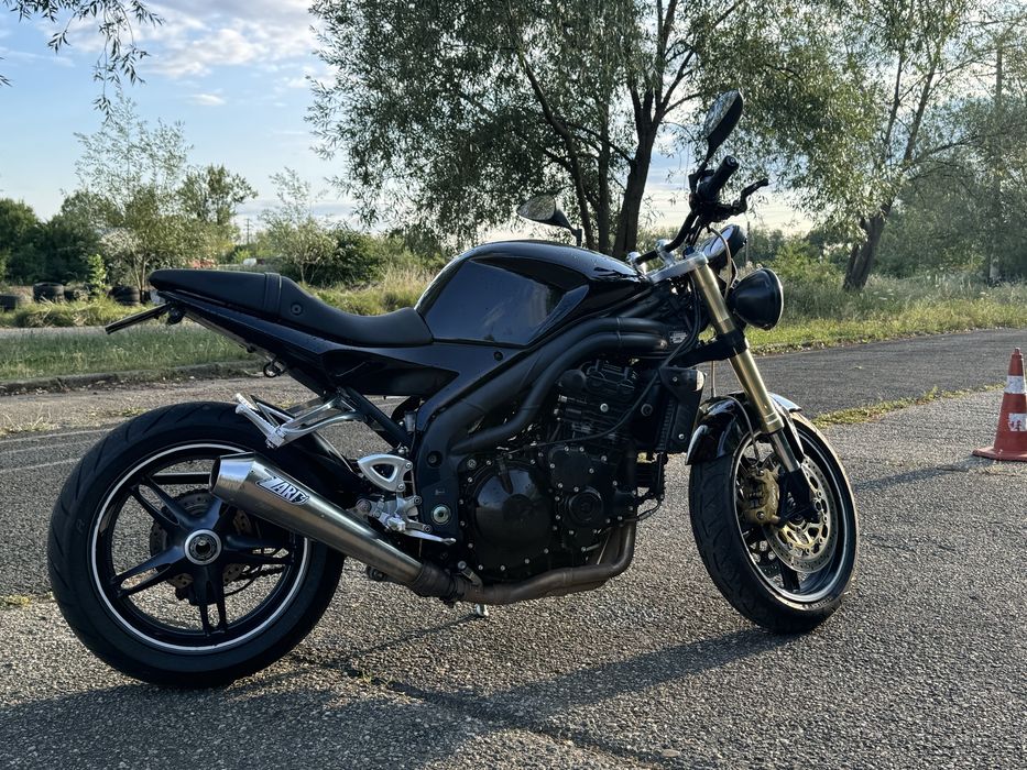 Triumph Speed Triple 1050