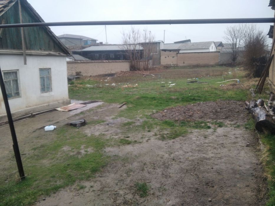 Участка сотилади 12 сотих