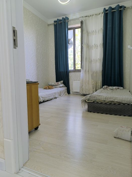 3х комнатная квартира, кирпичный , Чиланзарский район 8 квартал