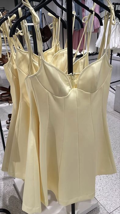 Жълта къса рокля ZARA