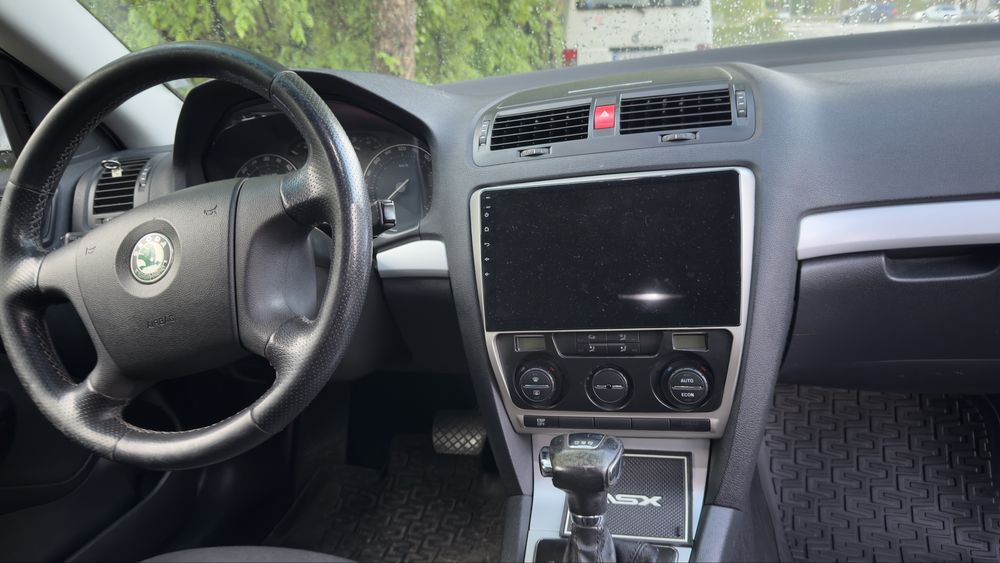 Мултимедия за Шкода Октавия