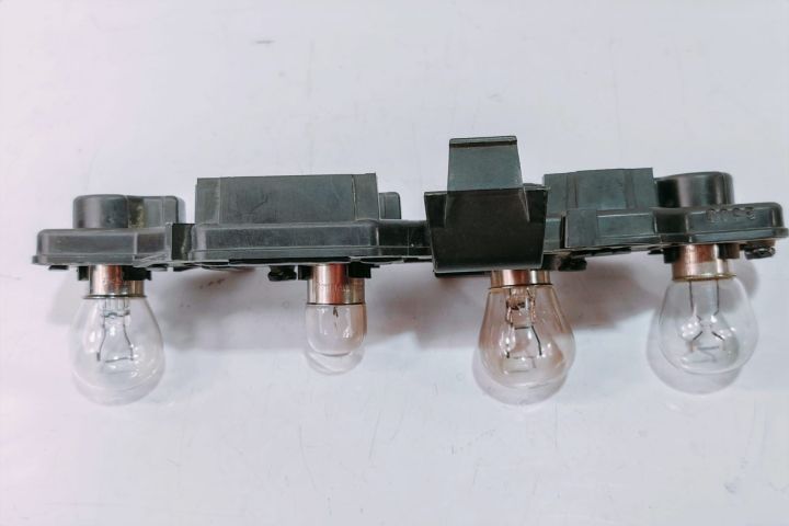 Soclu Stop Dreapta  6N0945257B Volkswagen VW Polo a 3-a generatie 6N